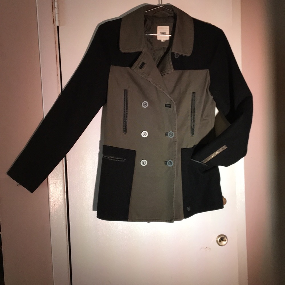 Gorgeous spring pea coat